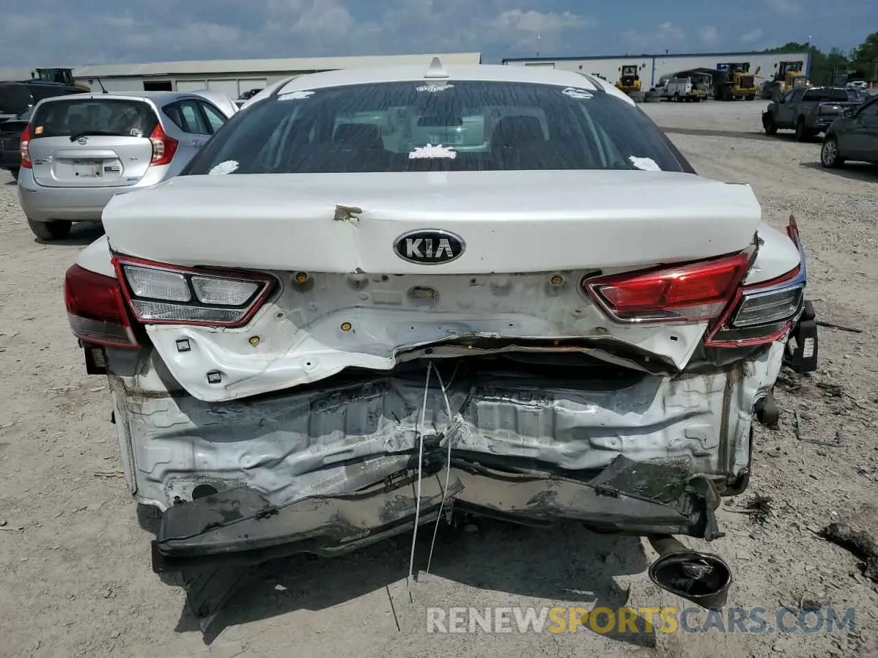 6 Photograph of a damaged car 5XXGT4L35KG287369 KIA OPTIMA 2019