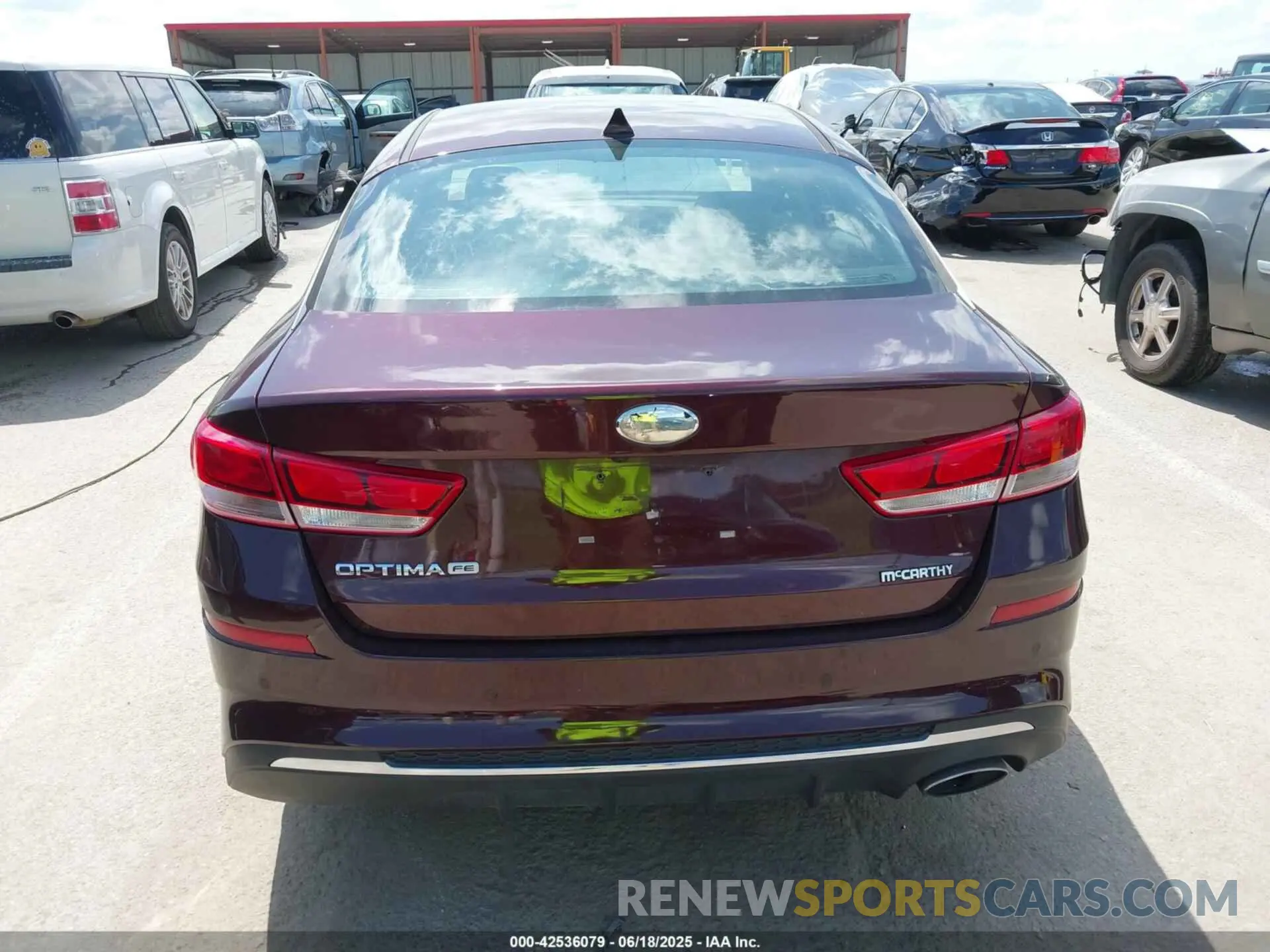 16 Photograph of a damaged car 5XXGT4L35KG287548 KIA OPTIMA 2019