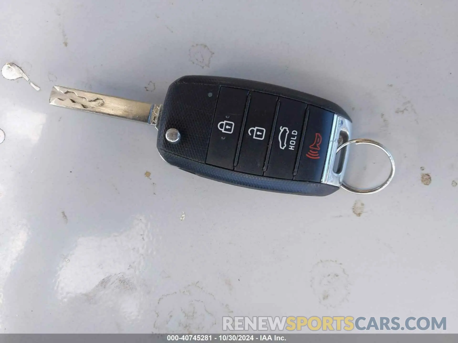 11 Photograph of a damaged car 5XXGT4L35KG293379 KIA OPTIMA 2019