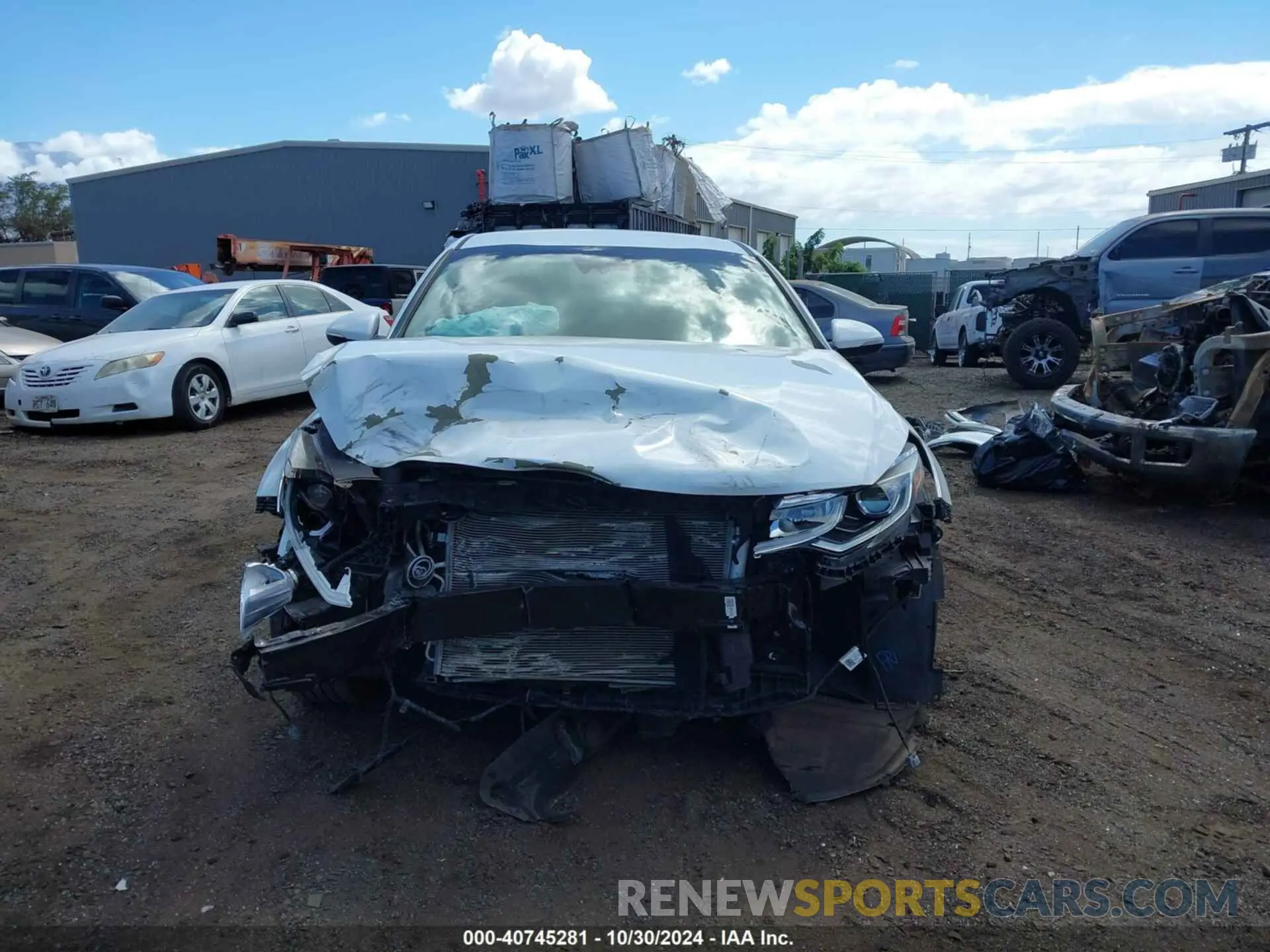13 Photograph of a damaged car 5XXGT4L35KG293379 KIA OPTIMA 2019