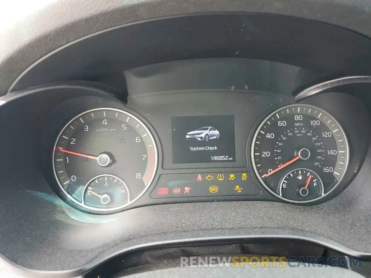 9 Photograph of a damaged car 5XXGT4L35KG296606 KIA OPTIMA 2019