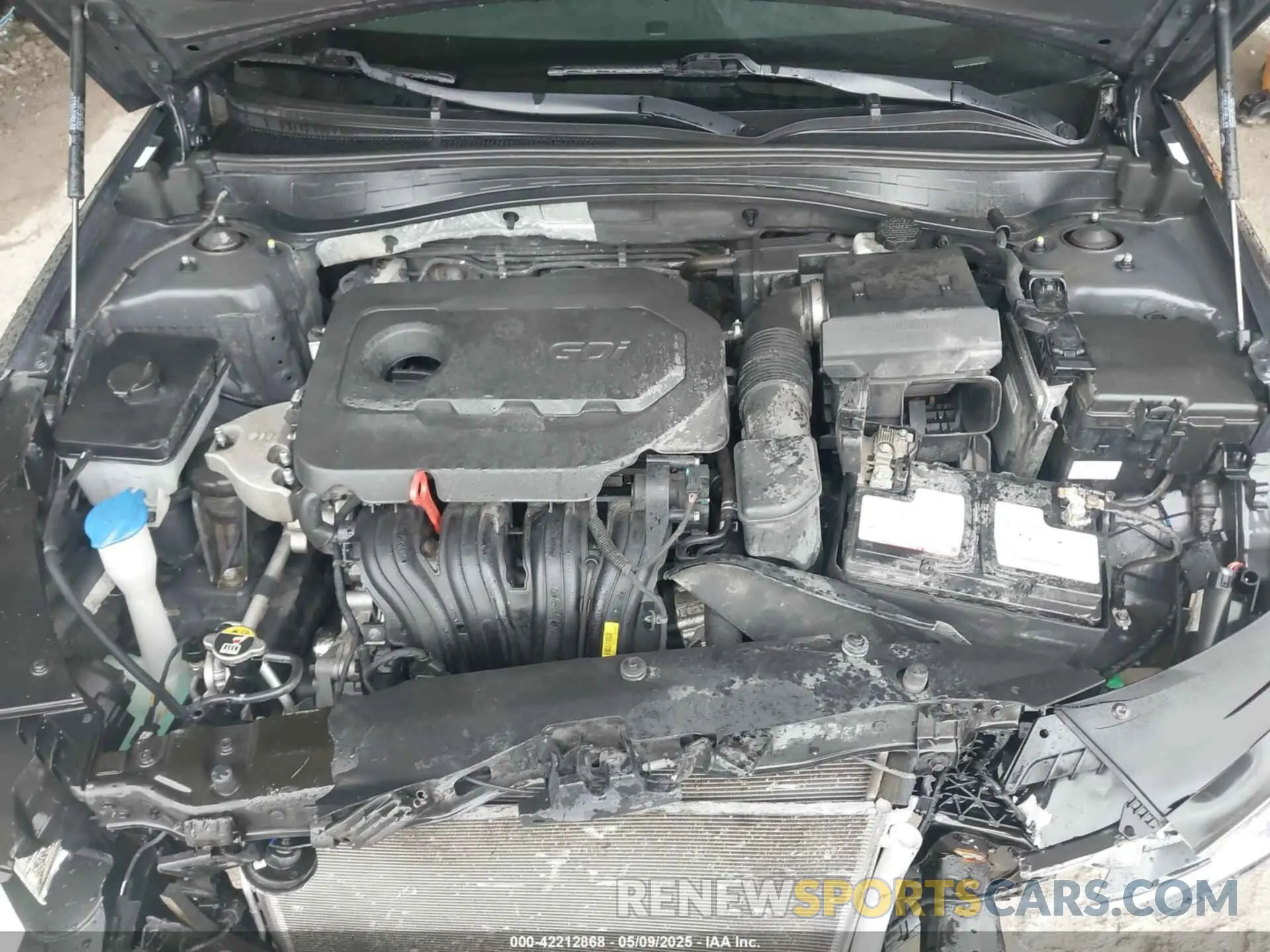 10 Photograph of a damaged car 5XXGT4L35KG314960 KIA OPTIMA 2019