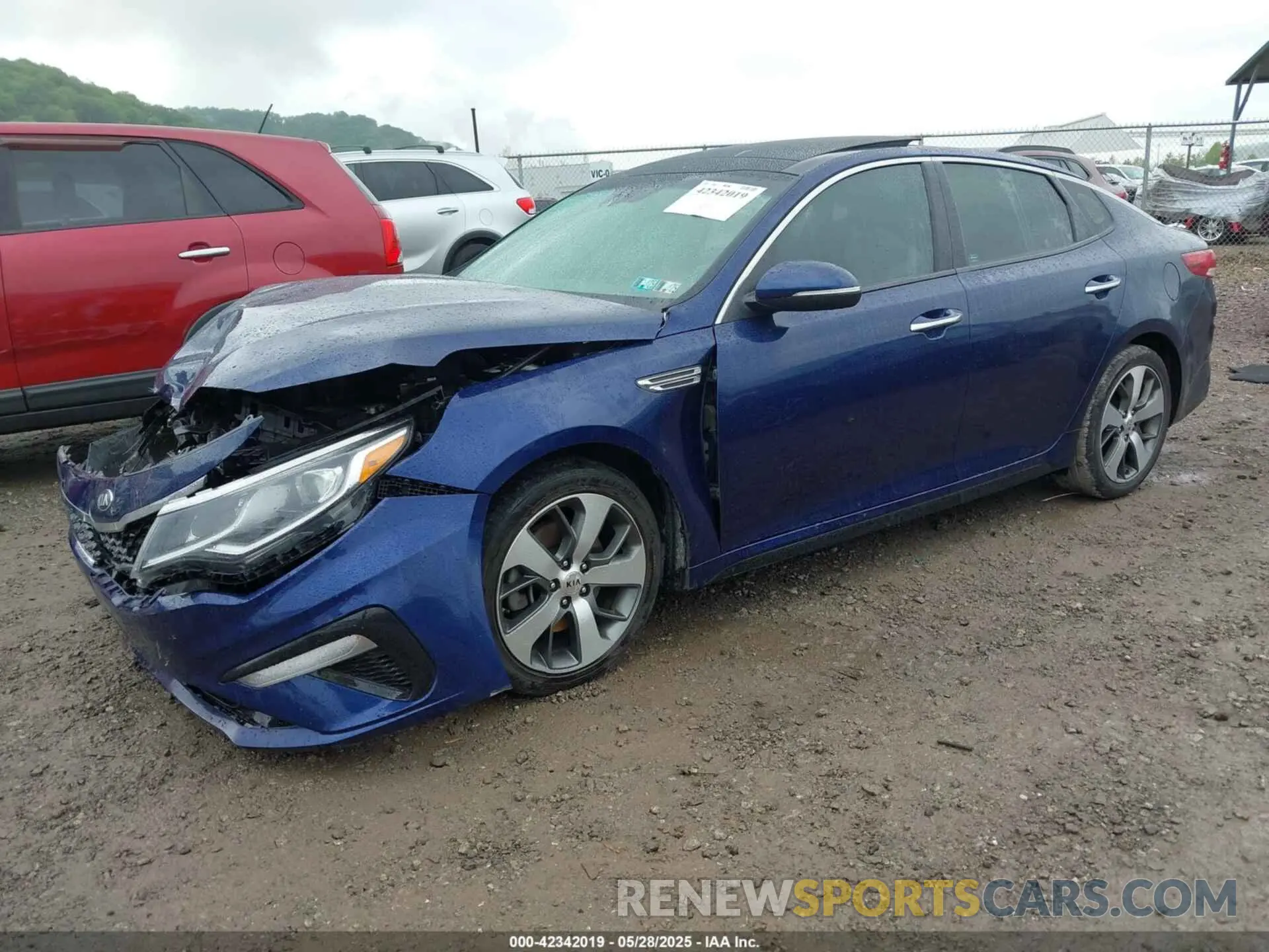 2 Photograph of a damaged car 5XXGT4L35KG315042 KIA OPTIMA 2019