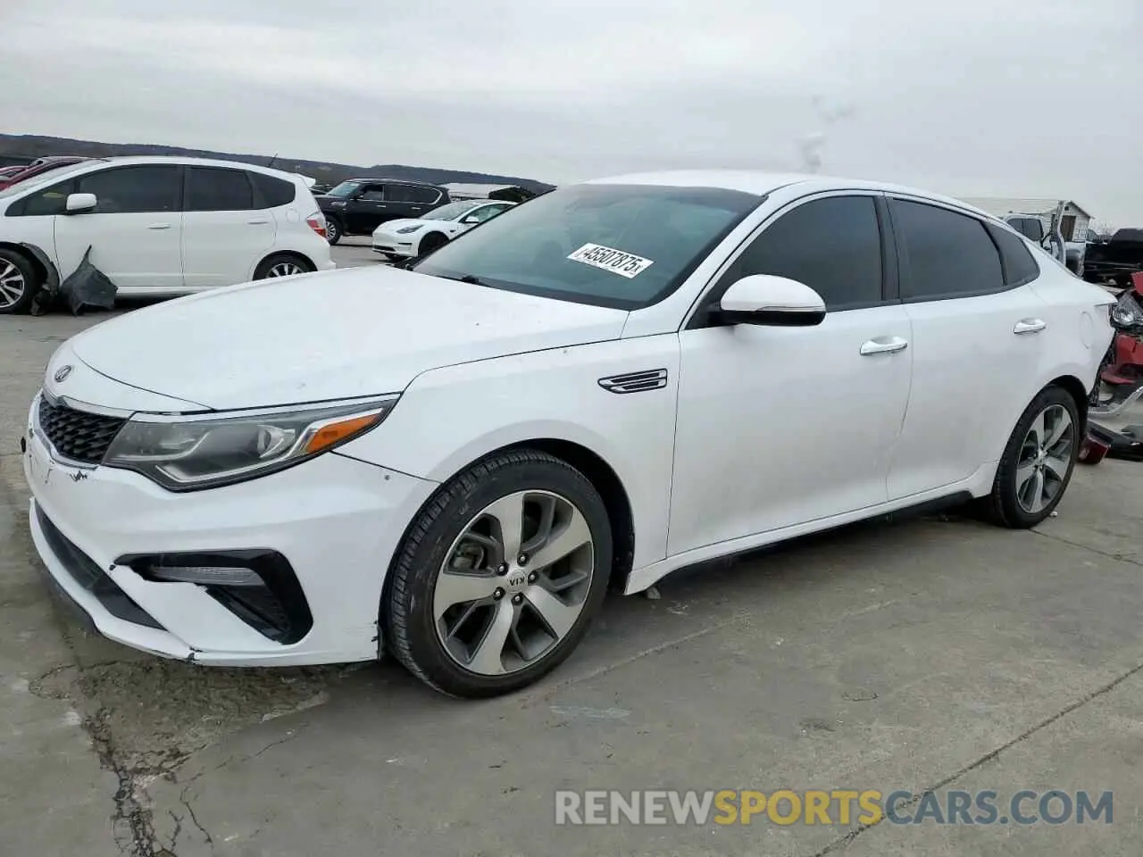 1 Photograph of a damaged car 5XXGT4L35KG315638 KIA OPTIMA 2019