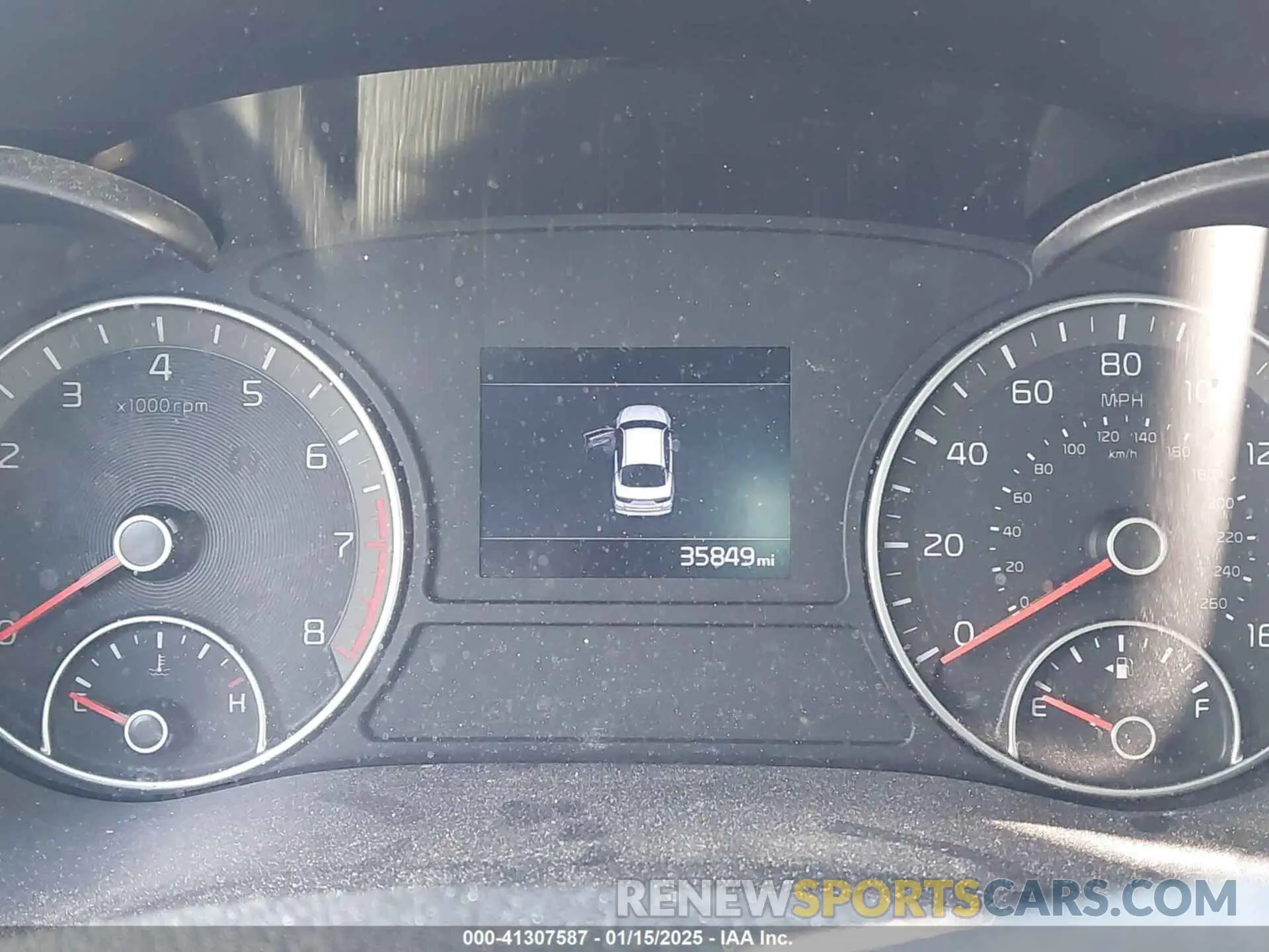 7 Photograph of a damaged car 5XXGT4L35KG315770 KIA OPTIMA 2019