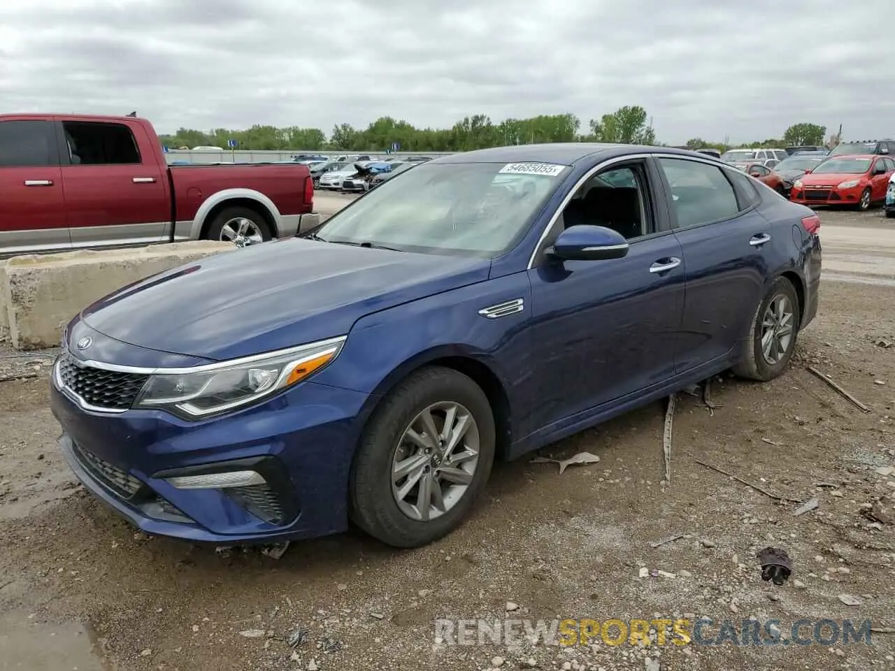 1 Photograph of a damaged car 5XXGT4L35KG319320 KIA OPTIMA 2019