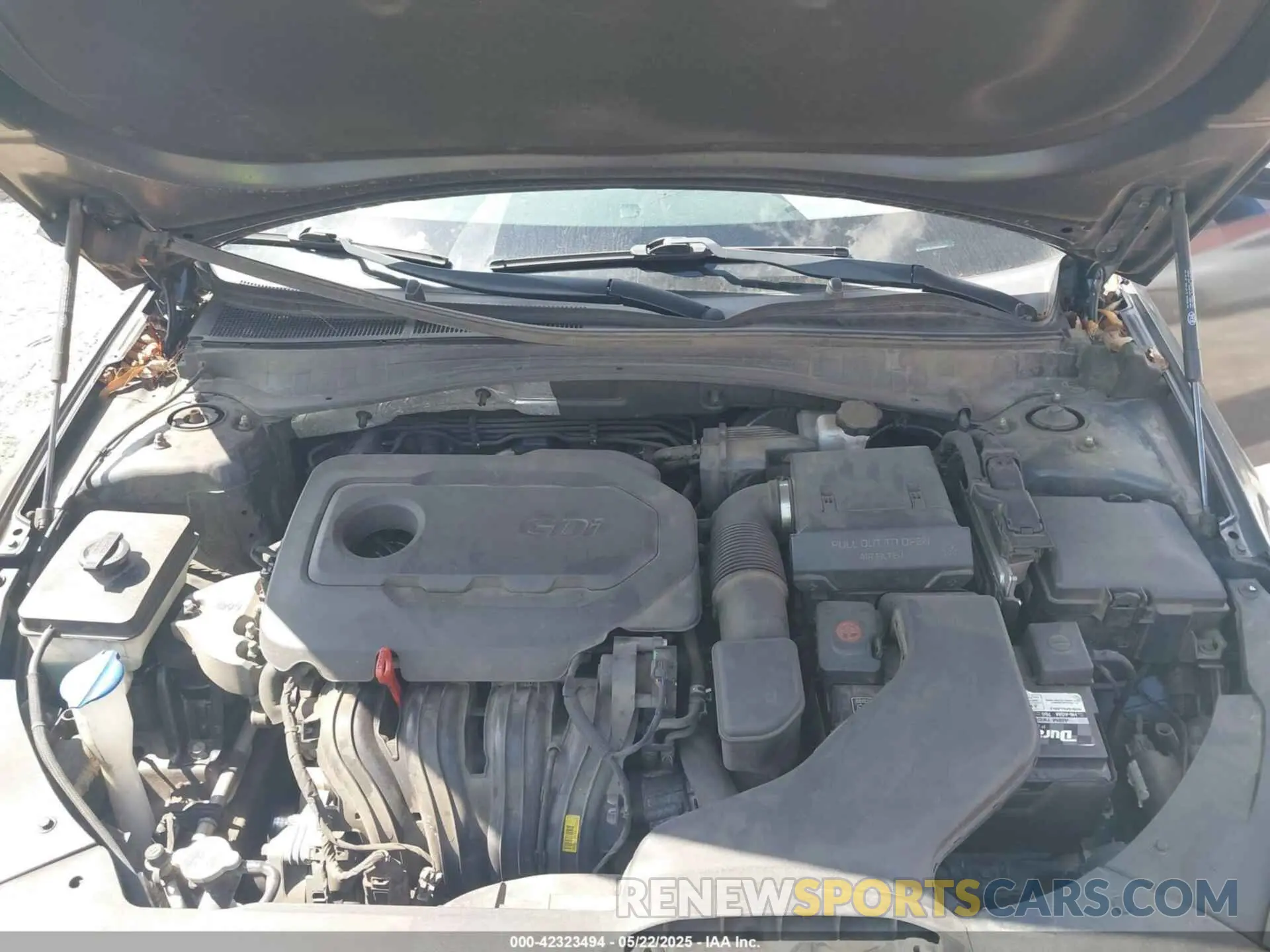 10 Photograph of a damaged car 5XXGT4L35KG323447 KIA OPTIMA 2019