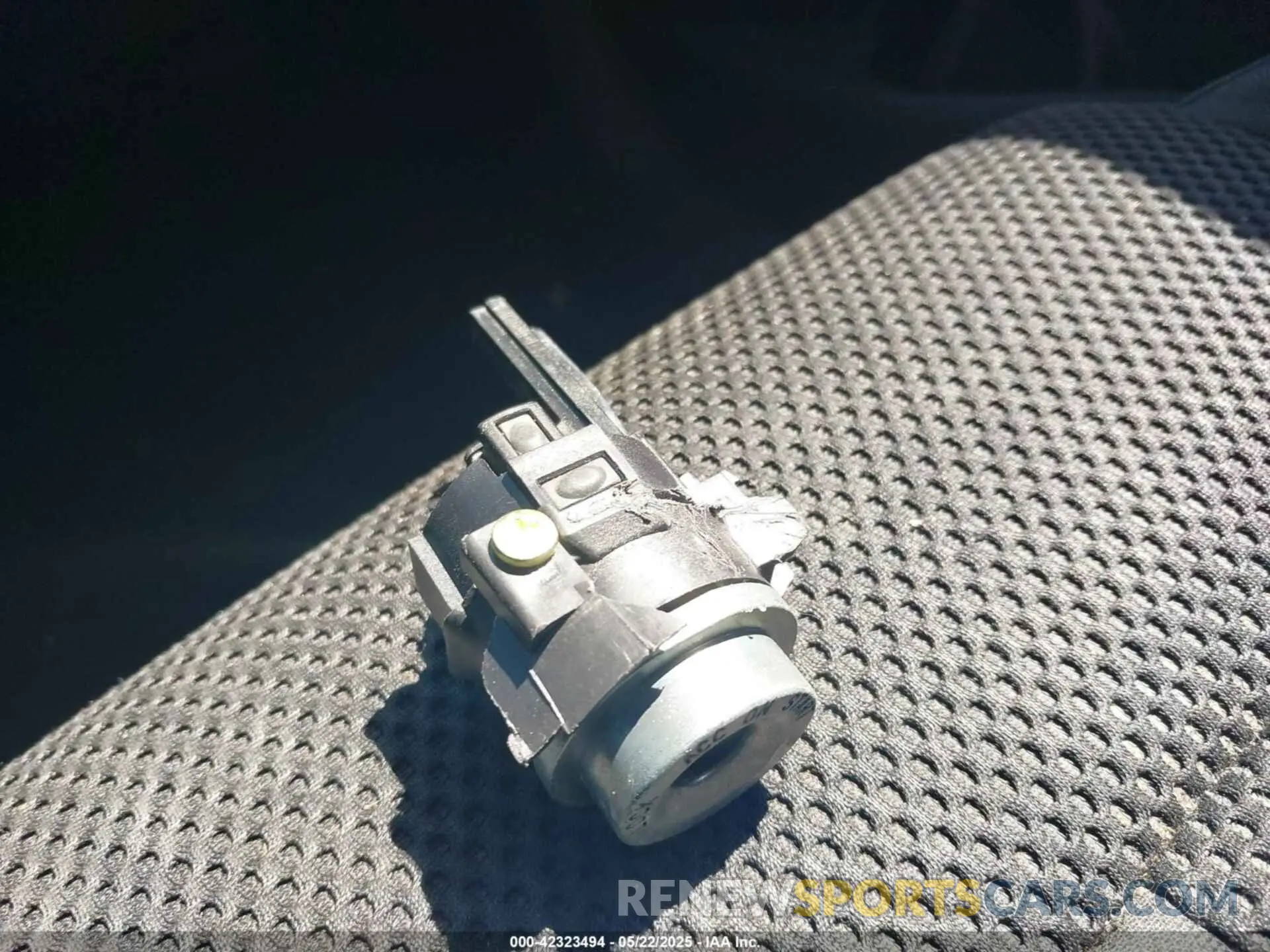 11 Photograph of a damaged car 5XXGT4L35KG323447 KIA OPTIMA 2019