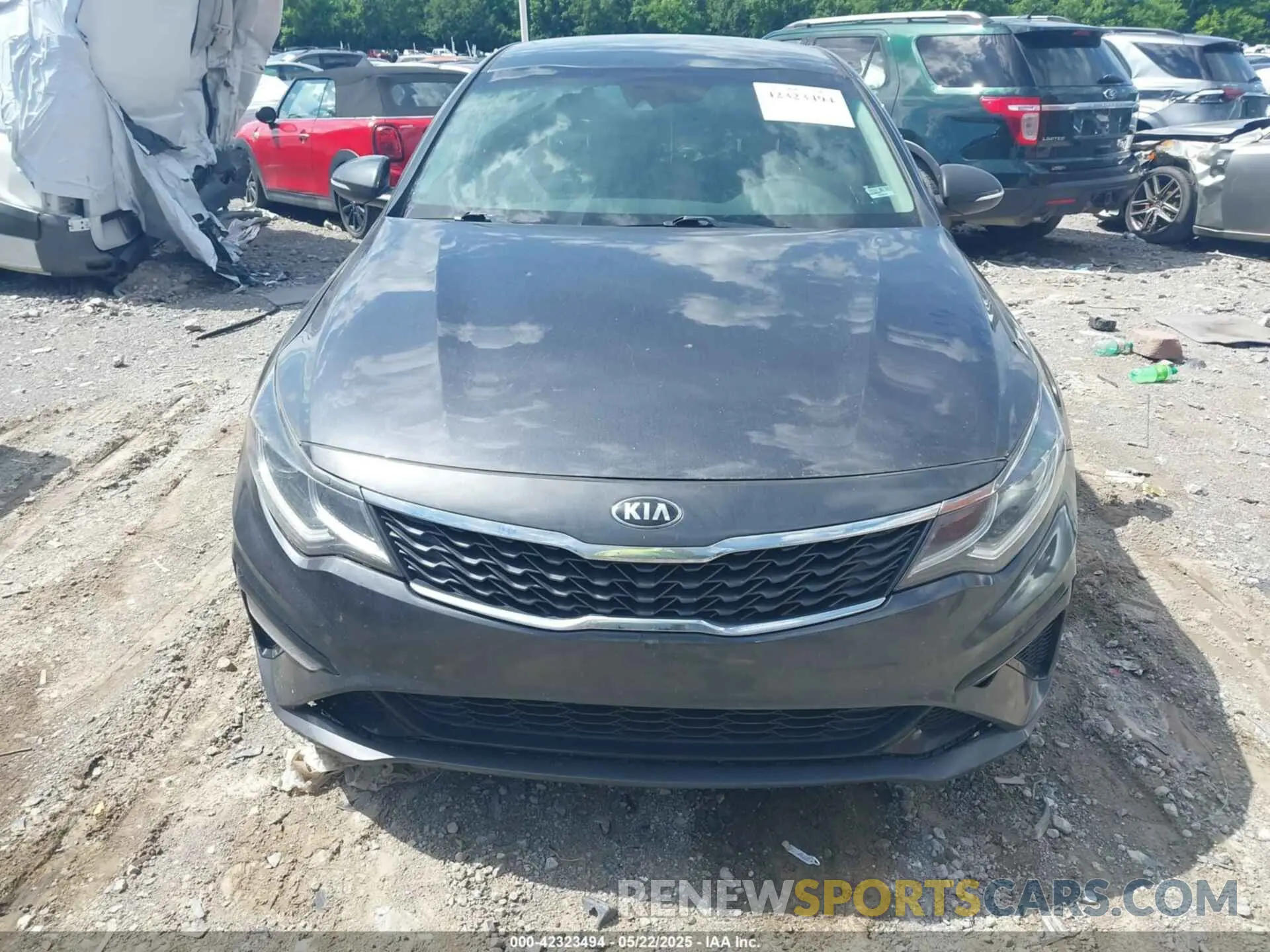 12 Photograph of a damaged car 5XXGT4L35KG323447 KIA OPTIMA 2019