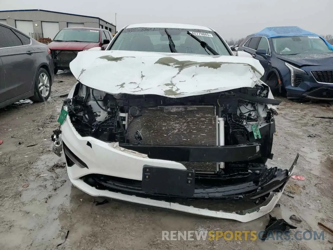 5 Photograph of a damaged car 5XXGT4L35KG331970 KIA OPTIMA 2019
