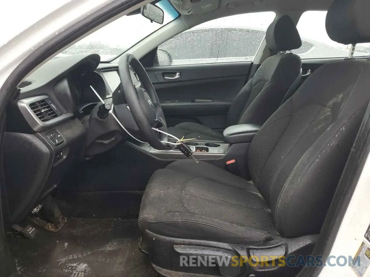 7 Photograph of a damaged car 5XXGT4L35KG331970 KIA OPTIMA 2019