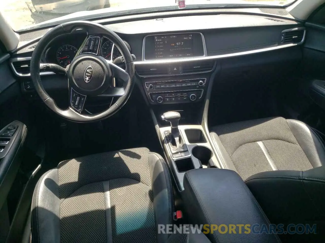 8 Photograph of a damaged car 5XXGT4L35KG332486 KIA OPTIMA 2019