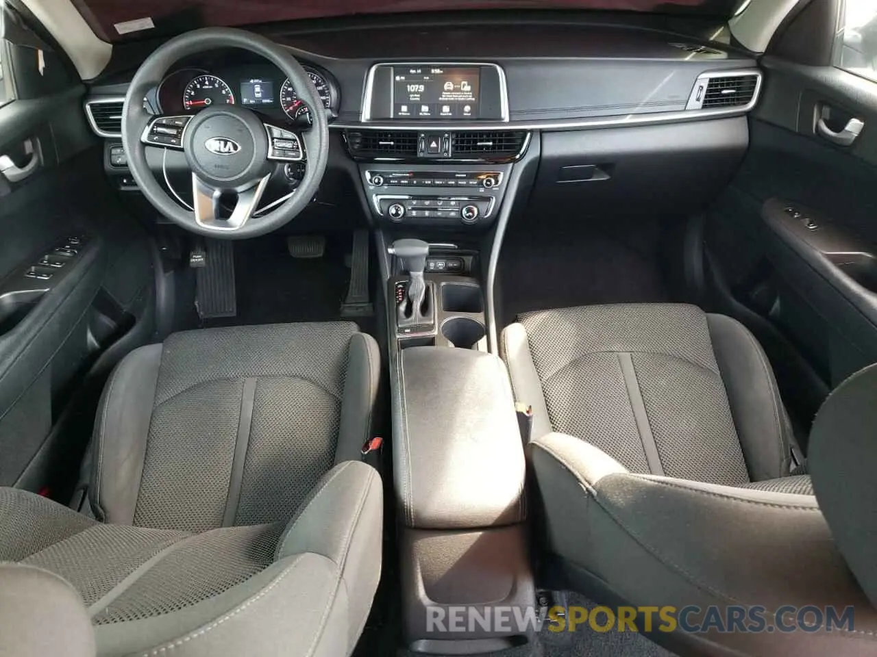 8 Photograph of a damaged car 5XXGT4L35KG332634 KIA OPTIMA 2019