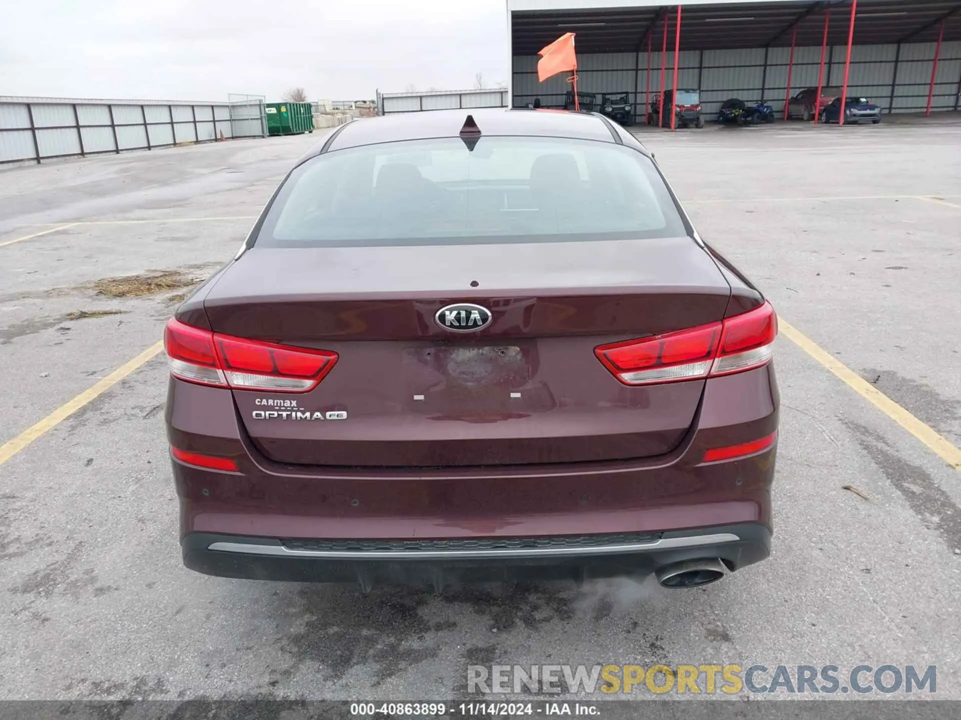 17 Photograph of a damaged car 5XXGT4L35KG339342 KIA OPTIMA 2019