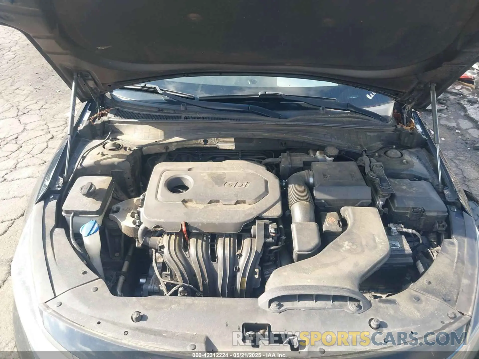 10 Photograph of a damaged car 5XXGT4L35KG344993 KIA OPTIMA 2019