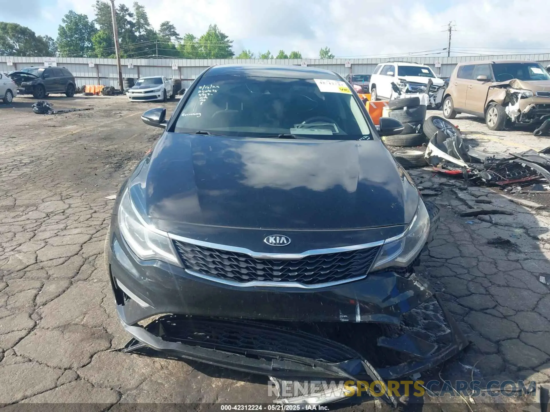11 Photograph of a damaged car 5XXGT4L35KG344993 KIA OPTIMA 2019