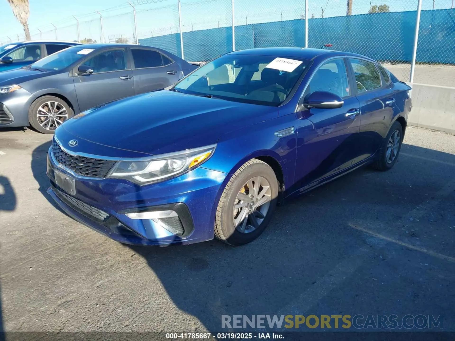 2 Photograph of a damaged car 5XXGT4L35KG357596 KIA OPTIMA 2019