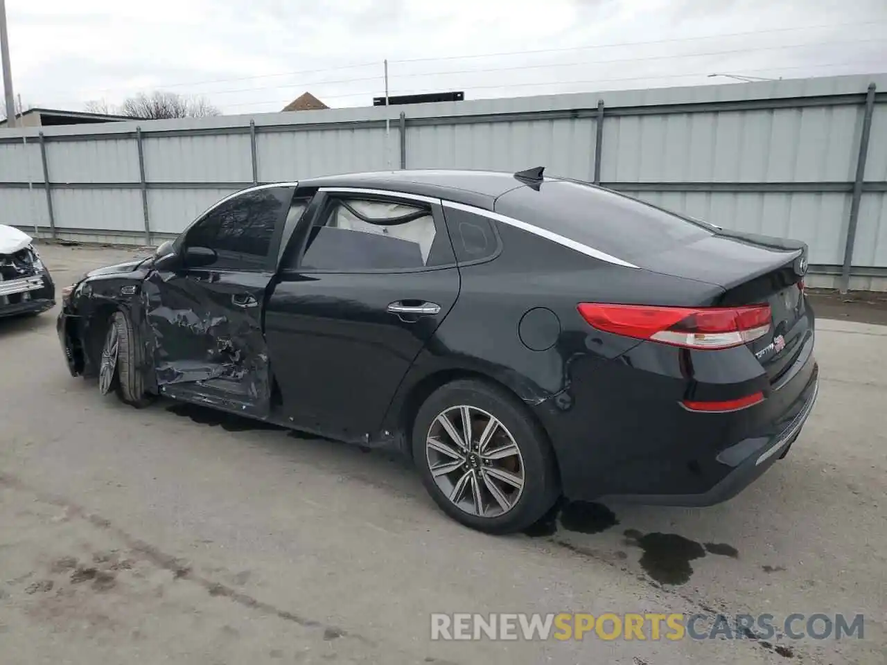 2 Photograph of a damaged car 5XXGT4L35KG368940 KIA OPTIMA 2019