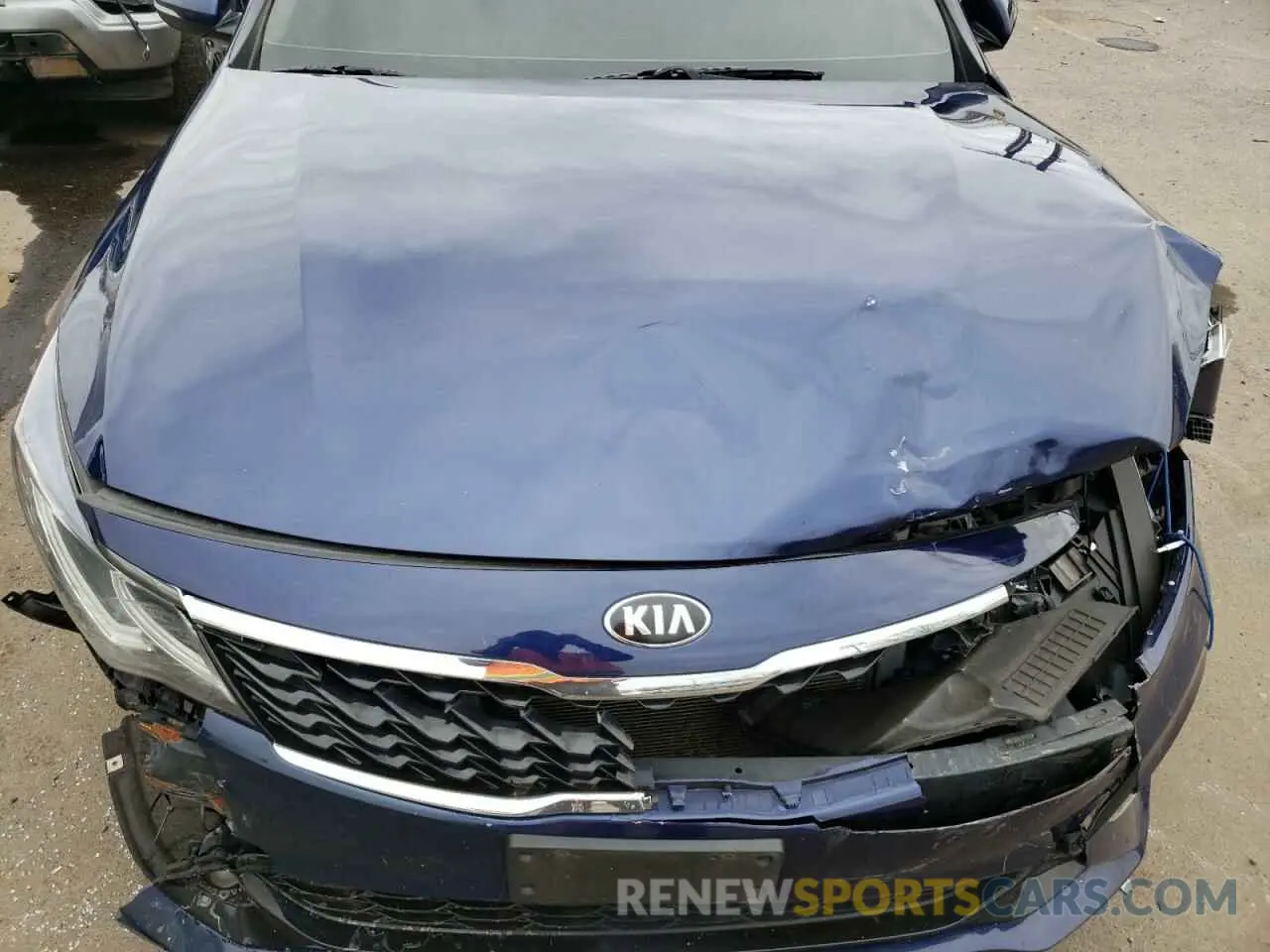 11 Photograph of a damaged car 5XXGT4L35KG373202 KIA OPTIMA 2019