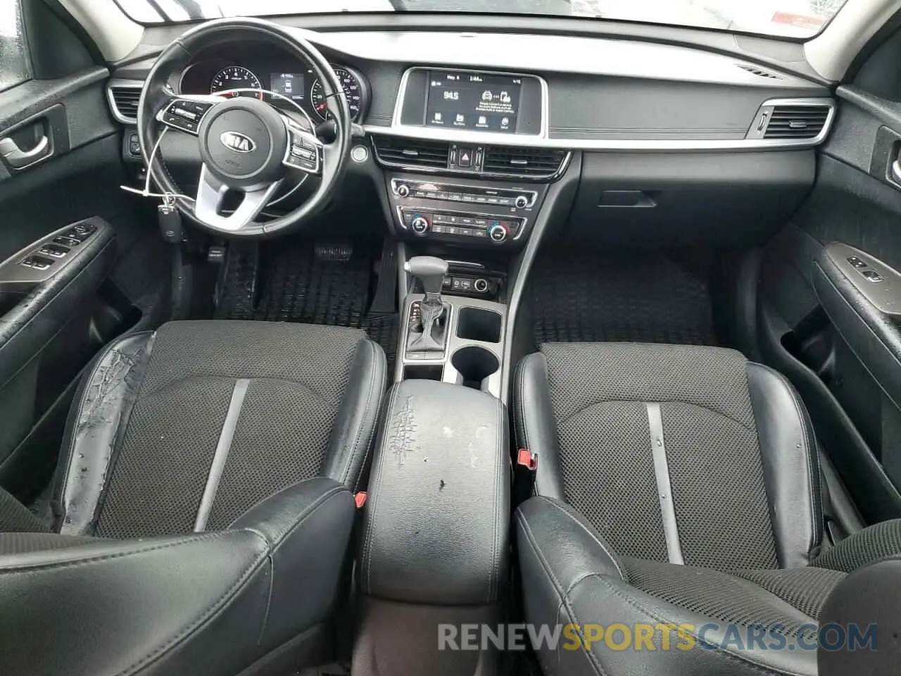 8 Photograph of a damaged car 5XXGT4L35KG373412 KIA OPTIMA 2019