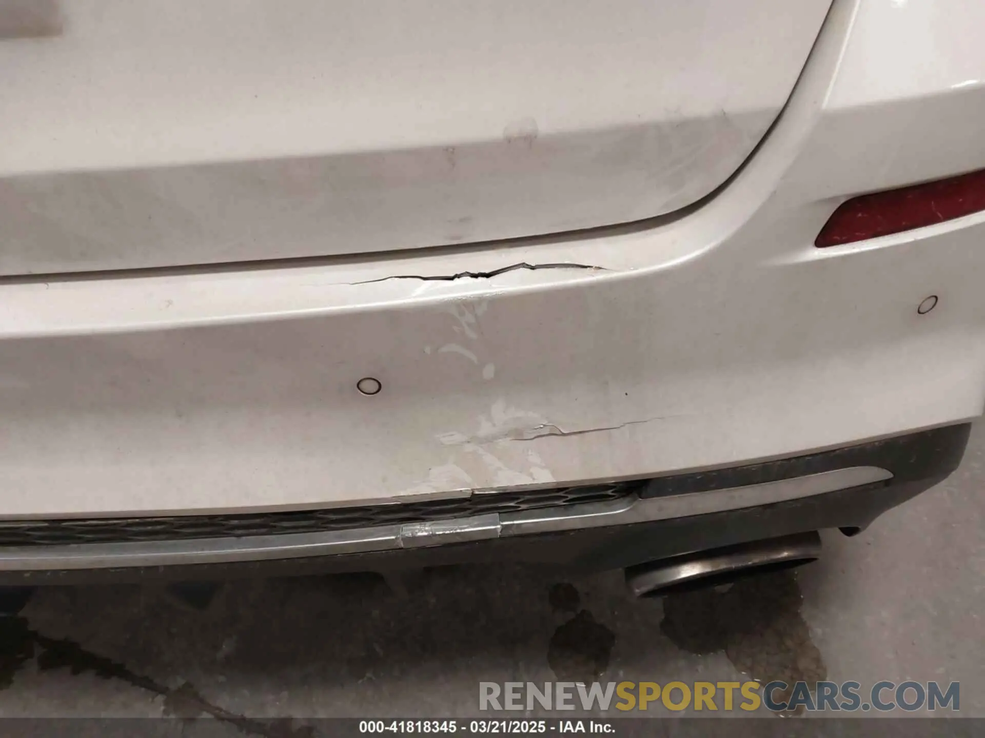 16 Photograph of a damaged car 5XXGT4L35KG375936 KIA OPTIMA 2019