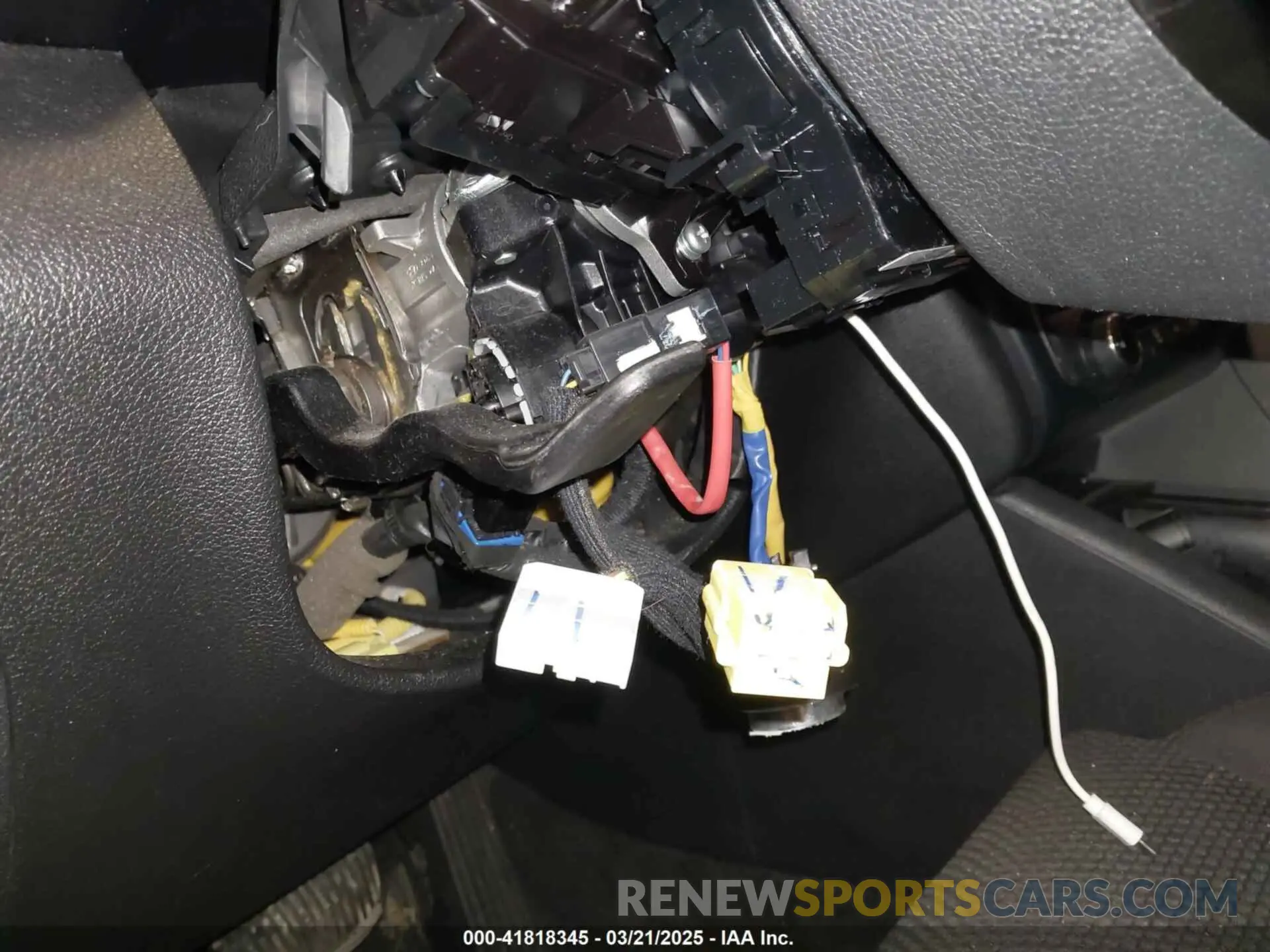 17 Photograph of a damaged car 5XXGT4L35KG375936 KIA OPTIMA 2019