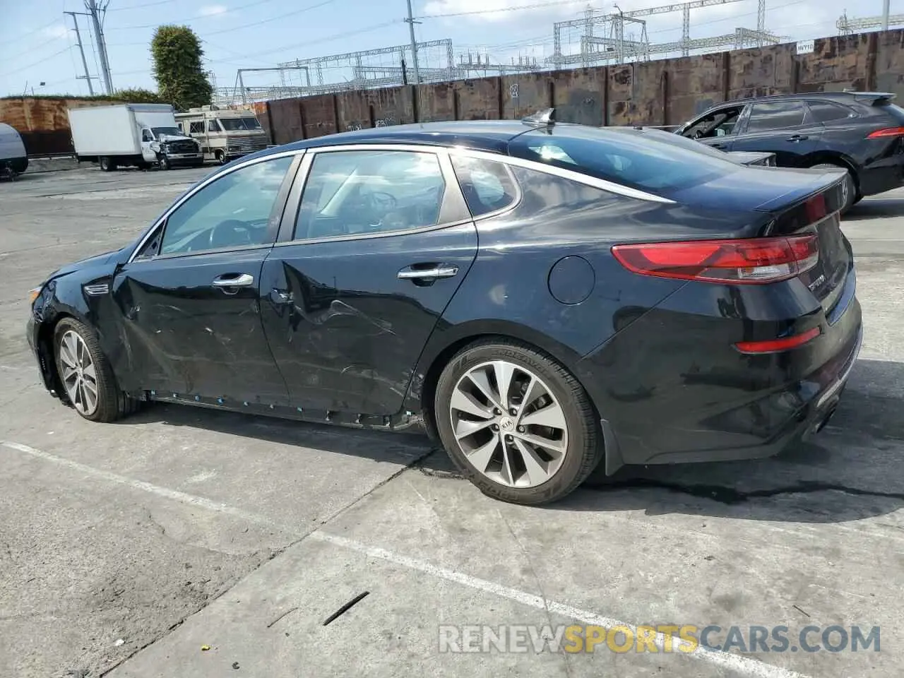 2 Photograph of a damaged car 5XXGT4L36KG279698 KIA OPTIMA 2019