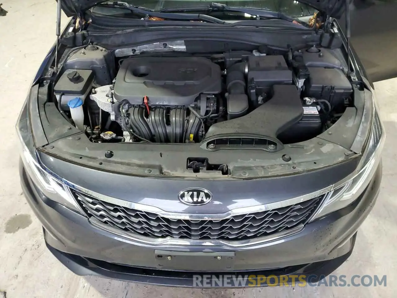 11 Photograph of a damaged car 5XXGT4L36KG280432 KIA OPTIMA 2019
