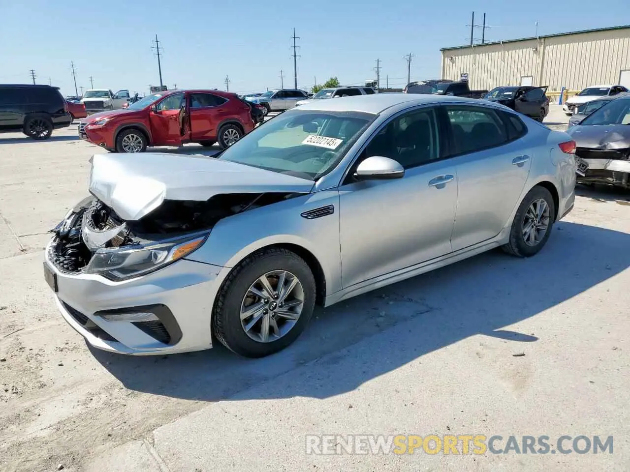 1 Photograph of a damaged car 5XXGT4L36KG288062 KIA OPTIMA 2019
