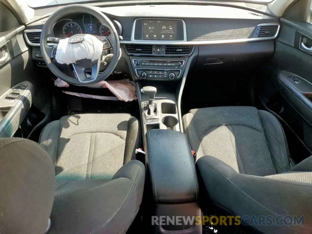 8 Photograph of a damaged car 5XXGT4L36KG288062 KIA OPTIMA 2019
