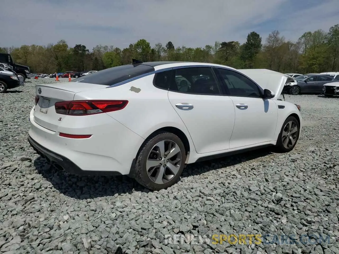 3 Photograph of a damaged car 5XXGT4L36KG290989 KIA OPTIMA 2019