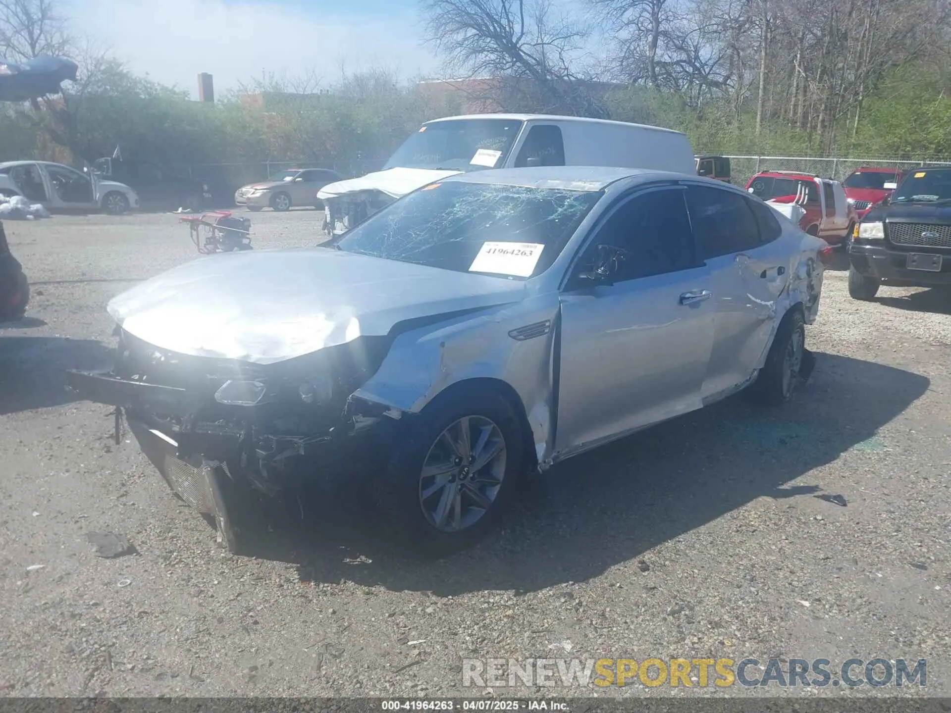 2 Photograph of a damaged car 5XXGT4L36KG292810 KIA OPTIMA 2019