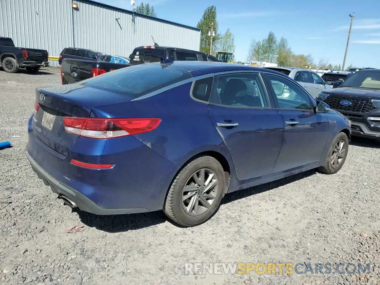 3 Photograph of a damaged car 5XXGT4L36KG296548 KIA OPTIMA 2019