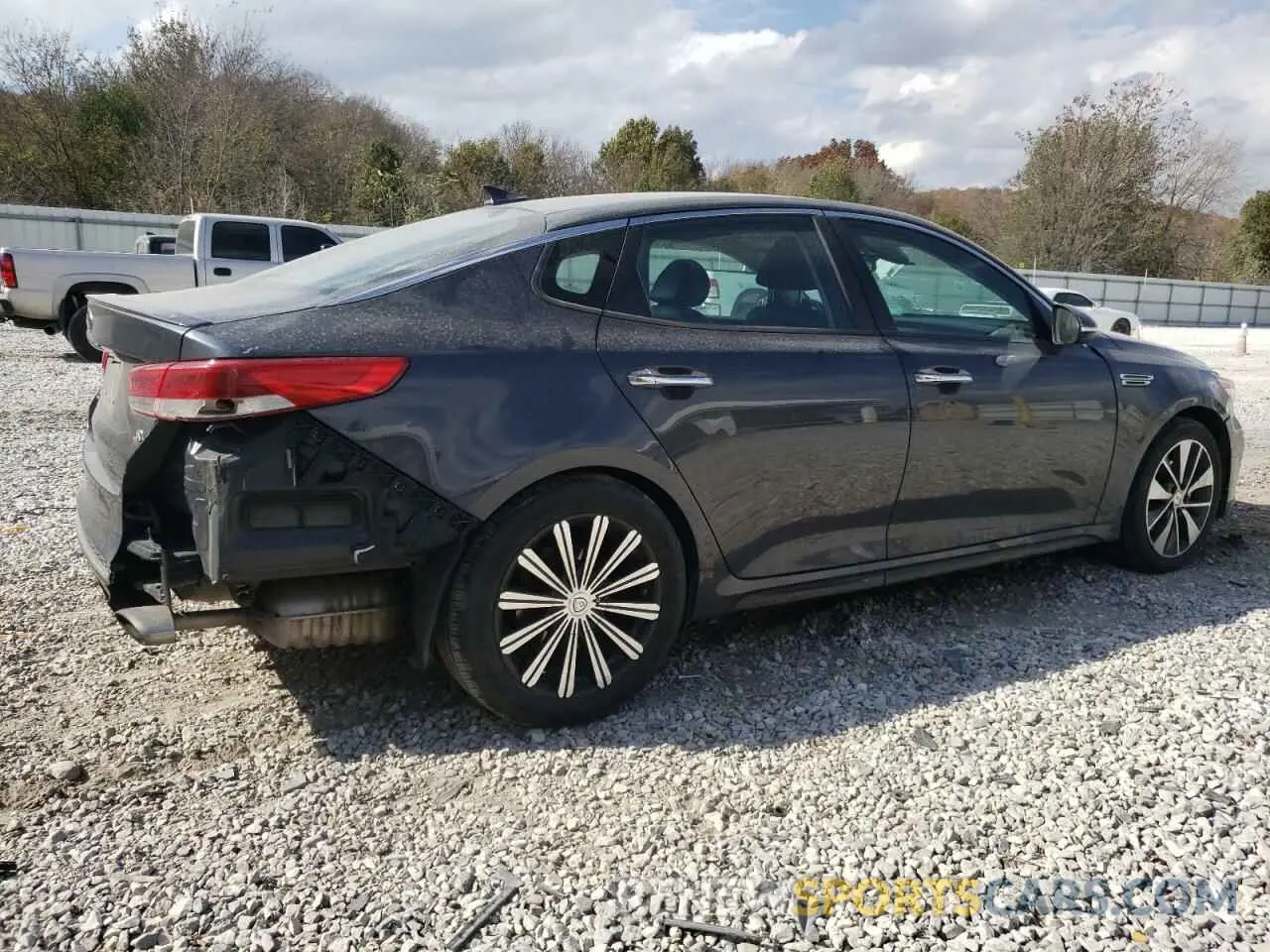 3 Photograph of a damaged car 5XXGT4L36KG306754 KIA OPTIMA 2019