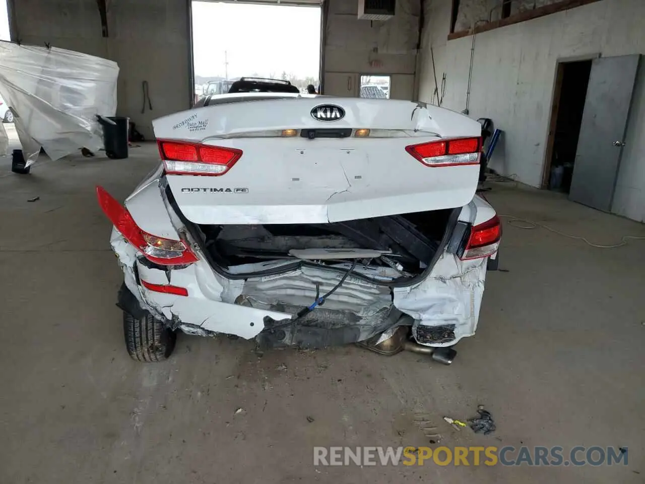 6 Photograph of a damaged car 5XXGT4L36KG310707 KIA OPTIMA 2019