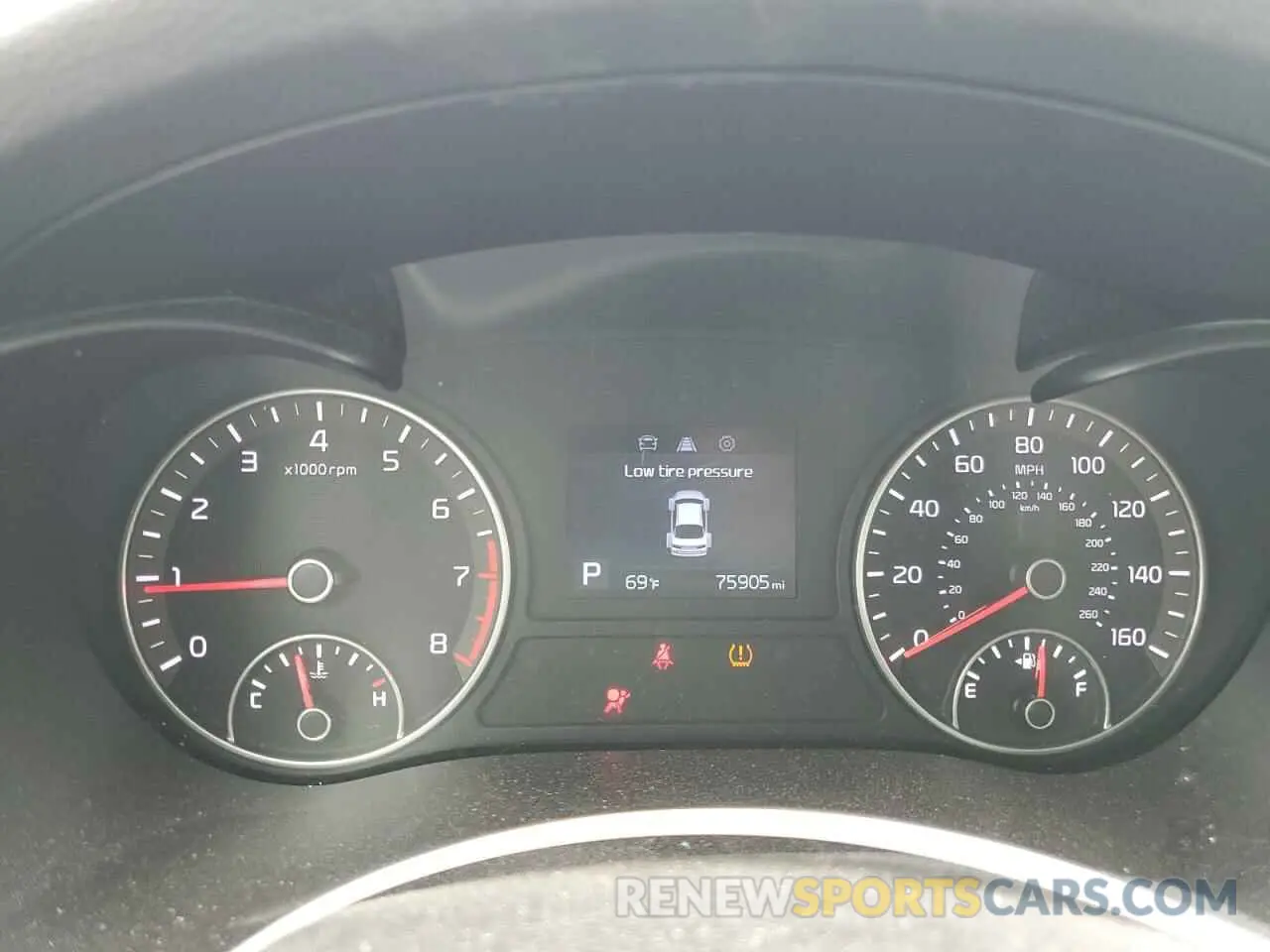 10 Photograph of a damaged car 5XXGT4L36KG326227 KIA OPTIMA 2019