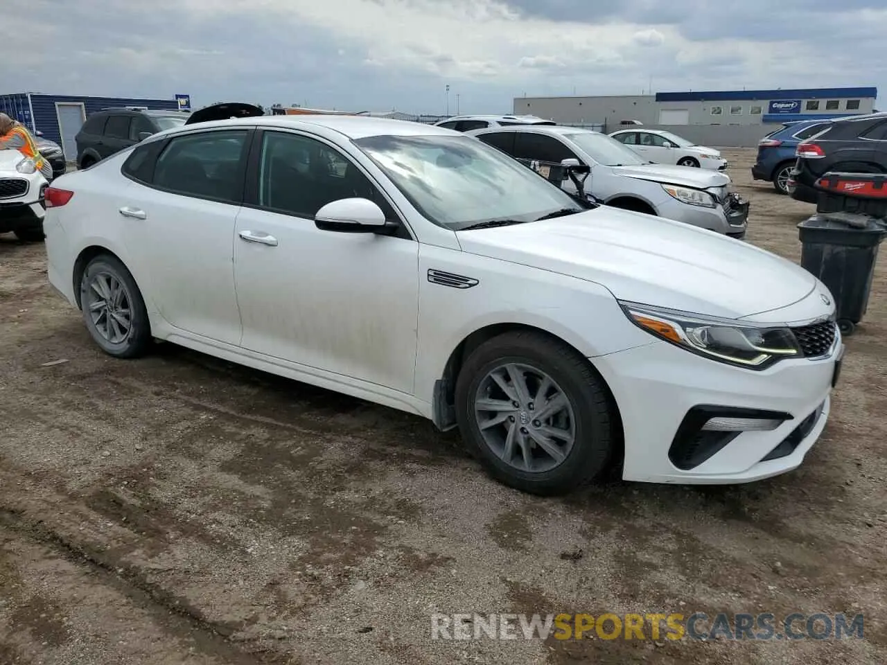4 Photograph of a damaged car 5XXGT4L36KG326227 KIA OPTIMA 2019