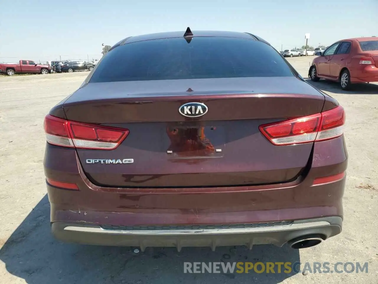 6 Photograph of a damaged car 5XXGT4L36KG326566 KIA OPTIMA 2019