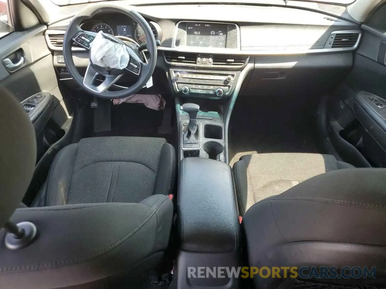 8 Photograph of a damaged car 5XXGT4L36KG326566 KIA OPTIMA 2019