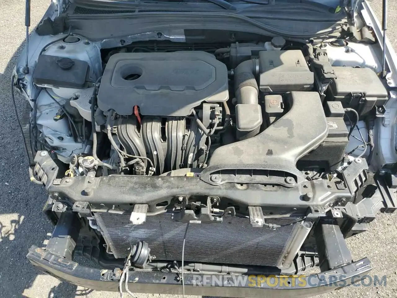 11 Photograph of a damaged car 5XXGT4L36KG335607 KIA OPTIMA 2019