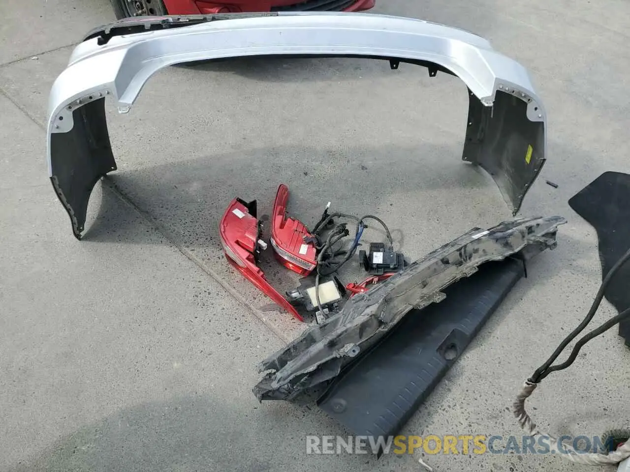12 Photograph of a damaged car 5XXGT4L36KG343092 KIA OPTIMA 2019
