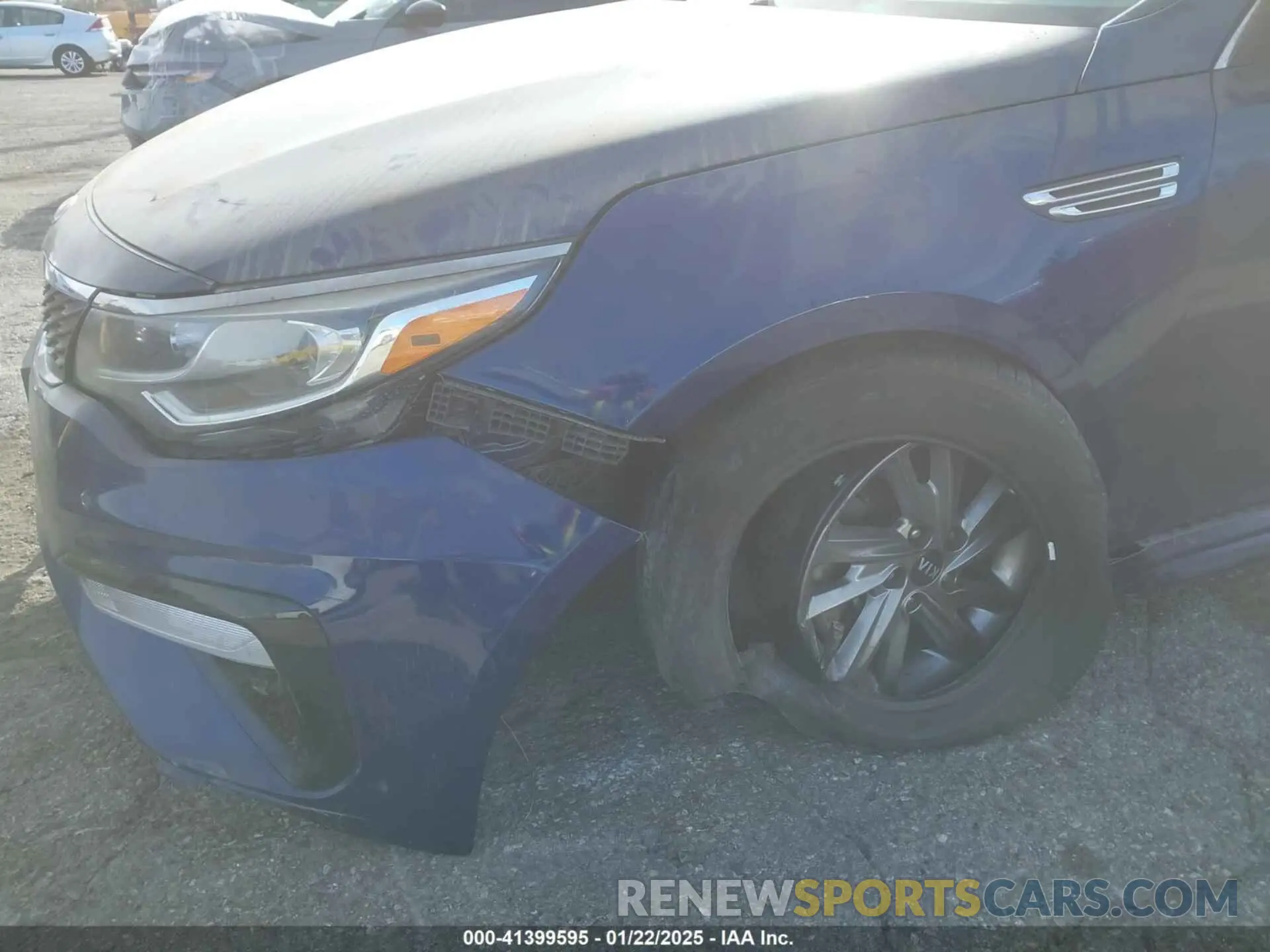 18 Photograph of a damaged car 5XXGT4L36KG344839 KIA OPTIMA 2019