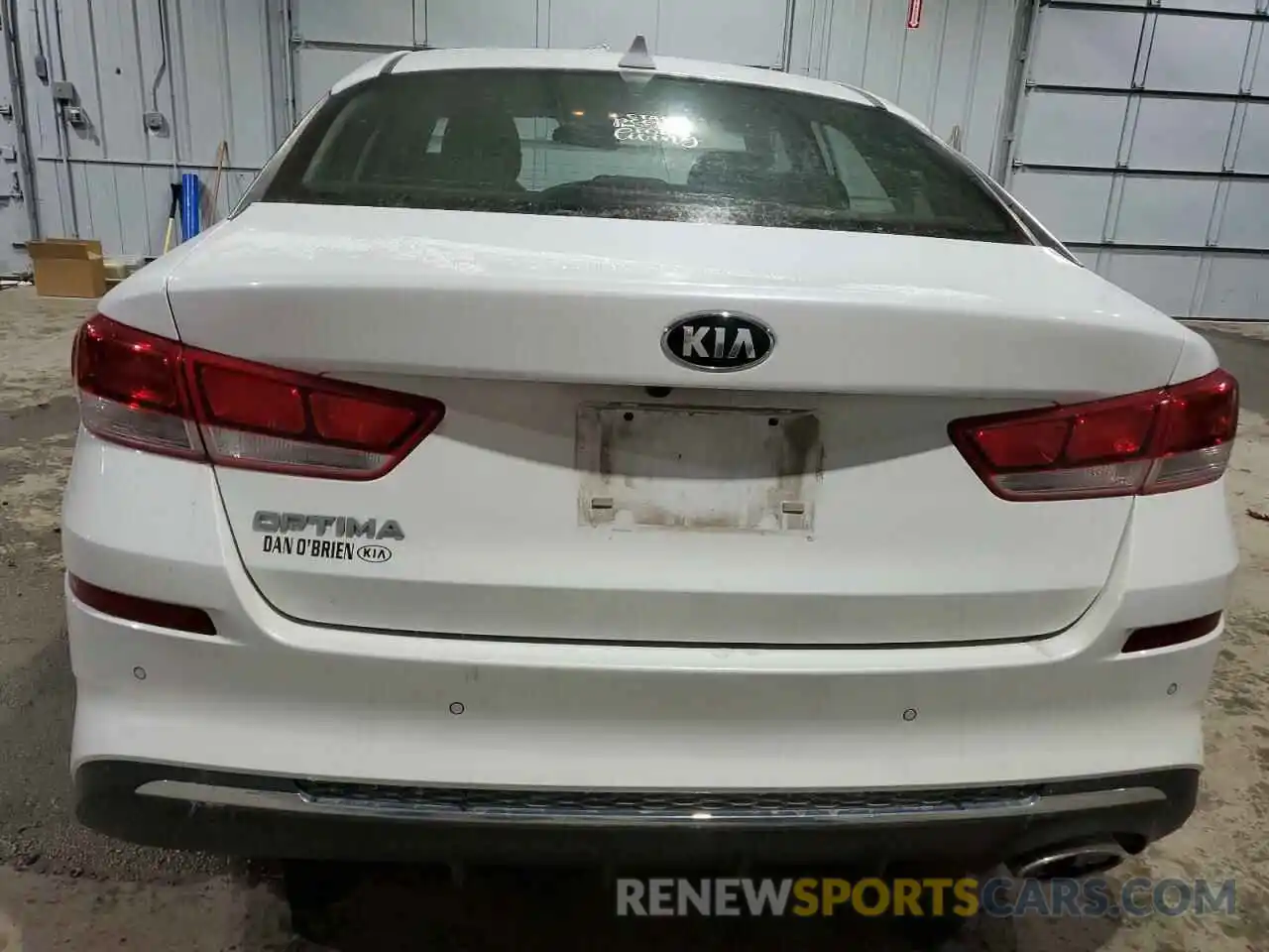 6 Photograph of a damaged car 5XXGT4L36KG350057 KIA OPTIMA 2019