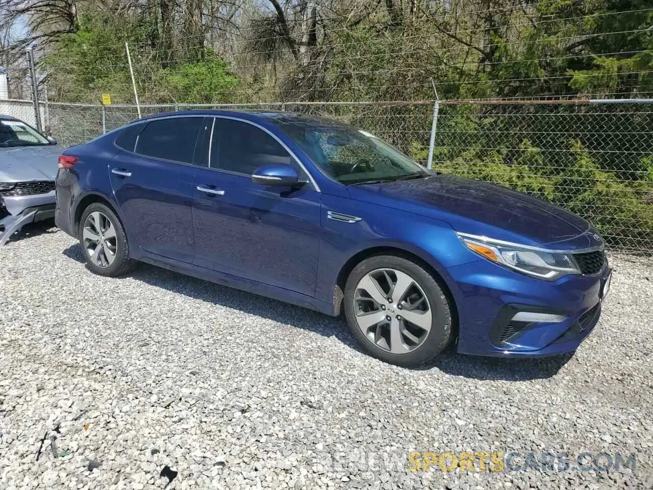 4 Photograph of a damaged car 5XXGT4L36KG358966 KIA OPTIMA 2019