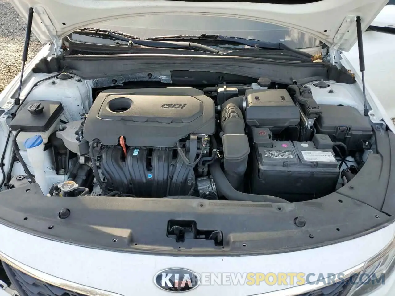 11 Photograph of a damaged car 5XXGT4L36KG366923 KIA OPTIMA 2019