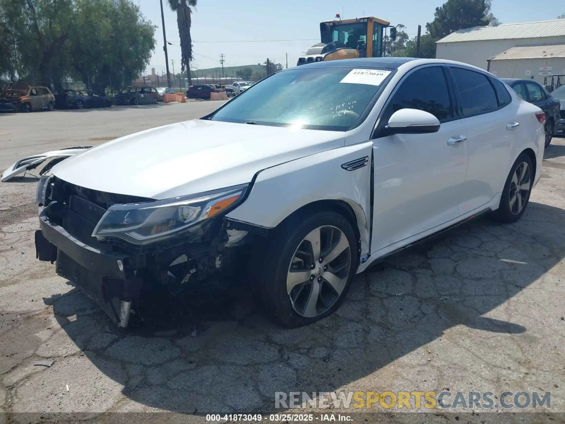 2 Photograph of a damaged car 5XXGT4L36KG369501 KIA OPTIMA 2019