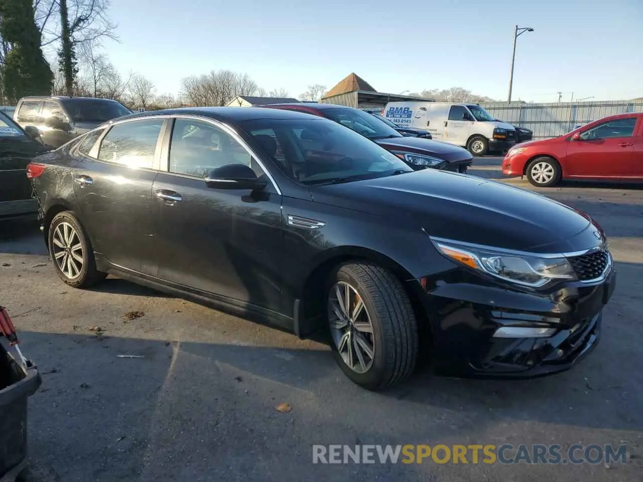 4 Photograph of a damaged car 5XXGT4L36KG369742 KIA OPTIMA 2019