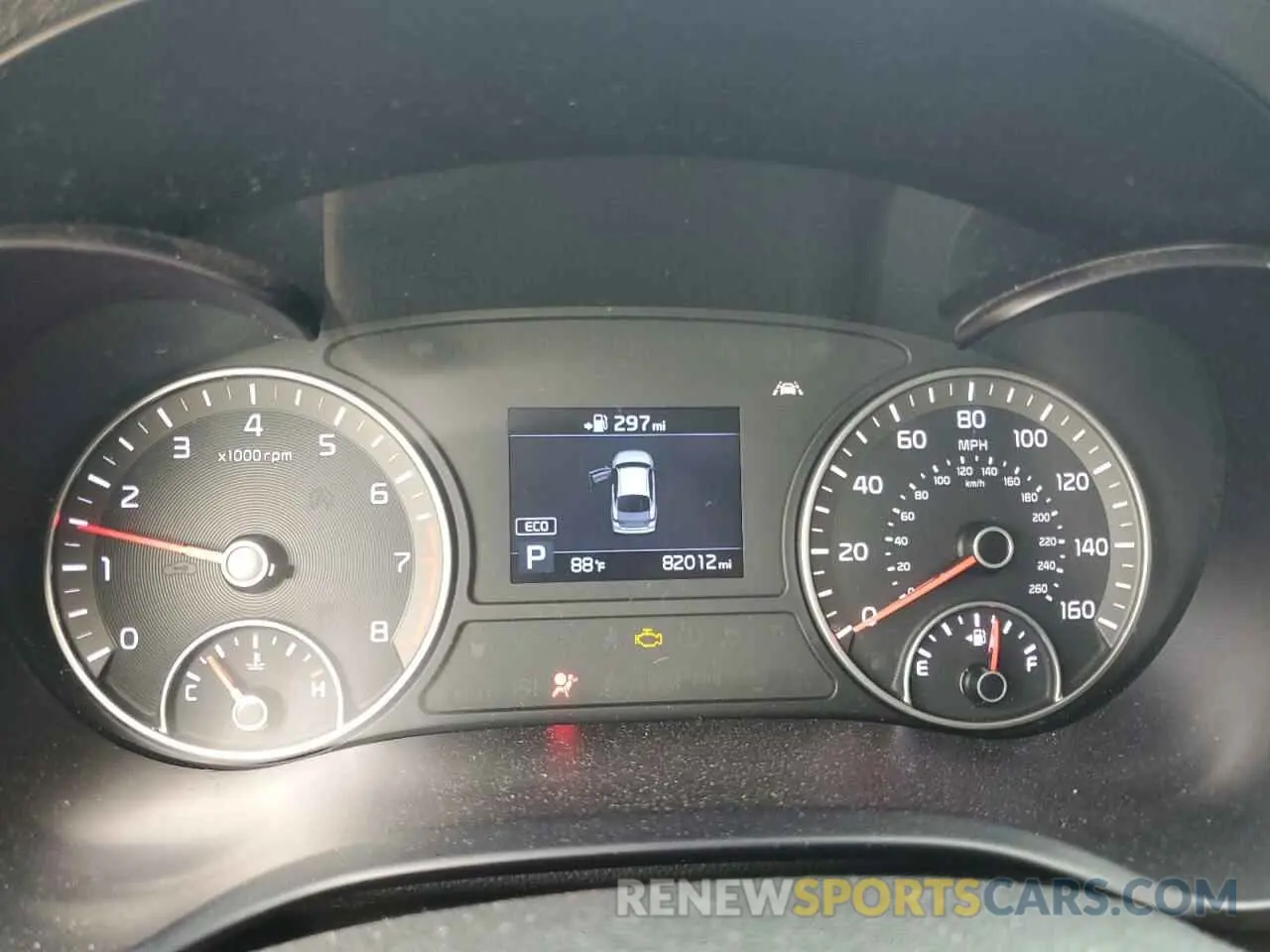 9 Photograph of a damaged car 5XXGT4L36KG372057 KIA OPTIMA 2019