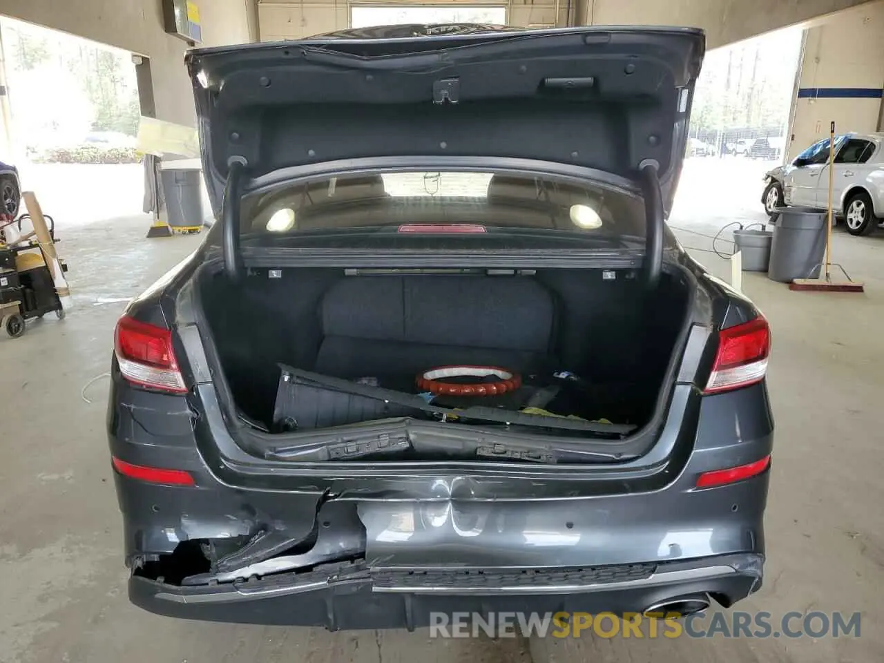 6 Photograph of a damaged car 5XXGT4L36KG379526 KIA OPTIMA 2019