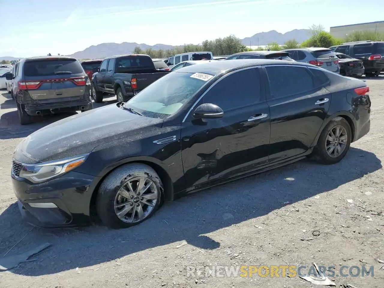 1 Photograph of a damaged car 5XXGT4L37KG275160 KIA OPTIMA 2019